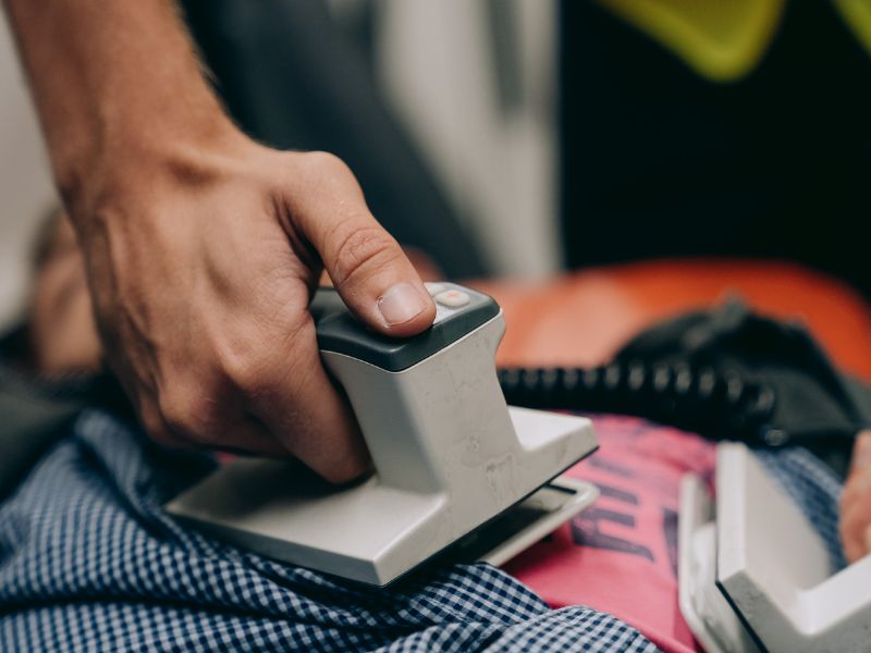 cấp cứu xuất huyết não tại chỗ